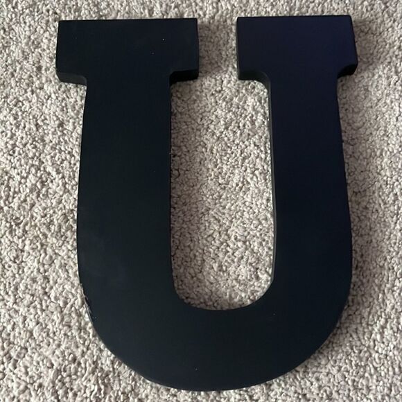 9” Black Block Hanging Capital Letters “FCUS” for Classroom Use with Wall Clock - Picture 4 of 15